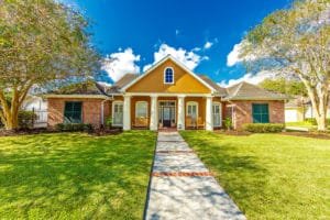 Real Estate Photo 203 Arapaho Houma LA