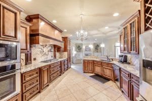 281 Riverwood Houma LA